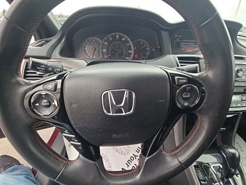 Used 2017 Honda Accord Sport Special Edition image 15