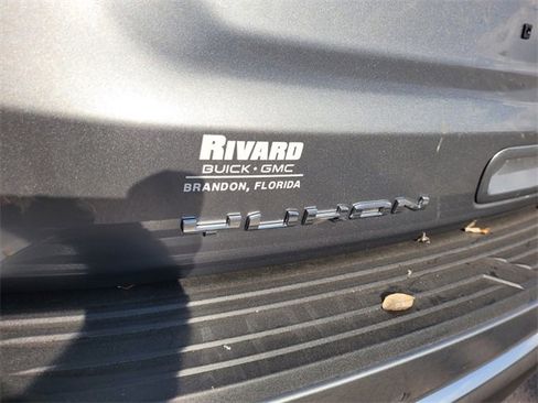 New 2026 GMC Yukon Denali w/ Sun & Power Step Package image 13