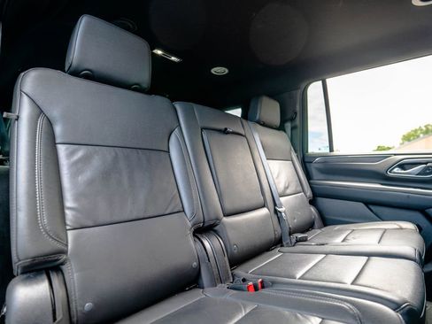 Certified 2024 Chevrolet Suburban LT AWD/4WD image 40
