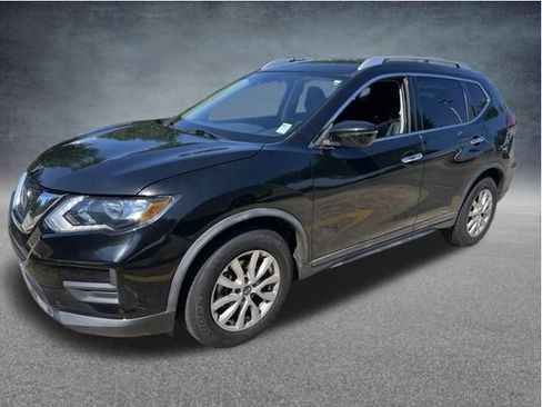 Used 2020 Nissan Rogue SV FWD image 3