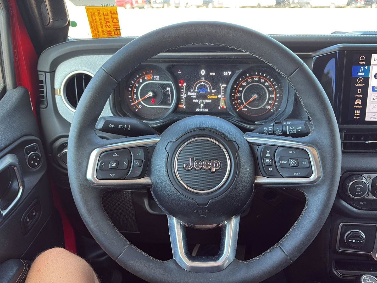 Used 2026 Jeep Wrangler Unlimited Sahara AWD/4WD image 9