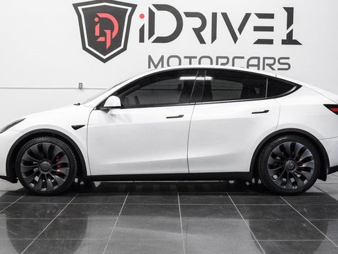 Used 2020 Tesla Model Y Performance image 17
