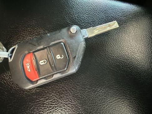 Used 2022 Jeep Wrangler Sport AWD/4WD image 28