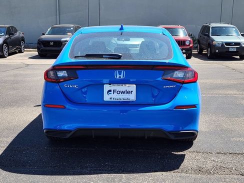 Used 2025 Honda Civic Sport image 6