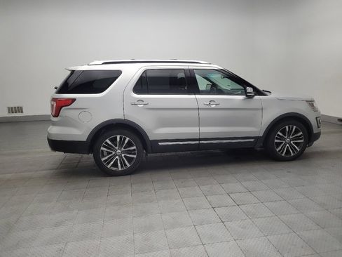 Used 2016 Ford Explorer Platinum image 10