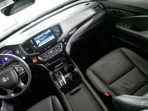 Used 2022 Honda Passport Elite image 11