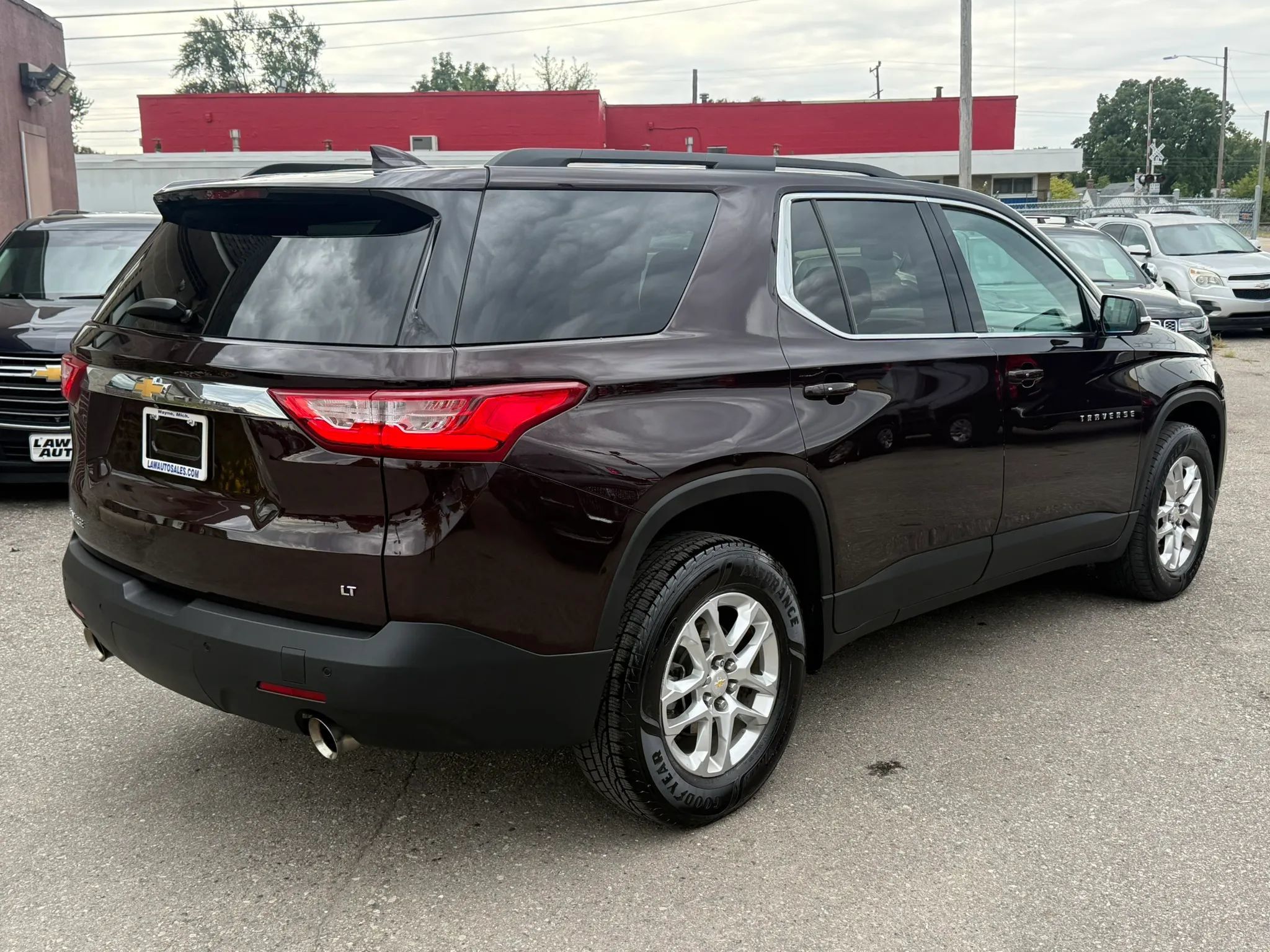 Used 2020 Chevrolet Traverse LT FWD image 5