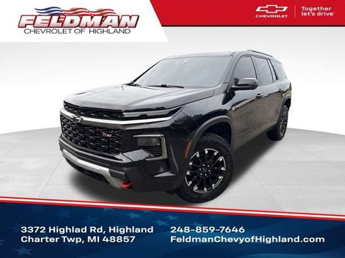 Used 2024 Chevrolet Traverse Z71 w/ Enhanced Driving Package AWD/4WD image 1