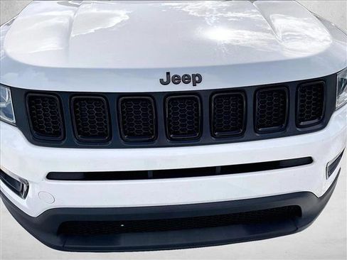 Used 2020 Jeep Compass Altitude image 30