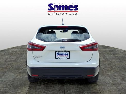 Used 2021 Nissan Rogue Sport S FWD image 4