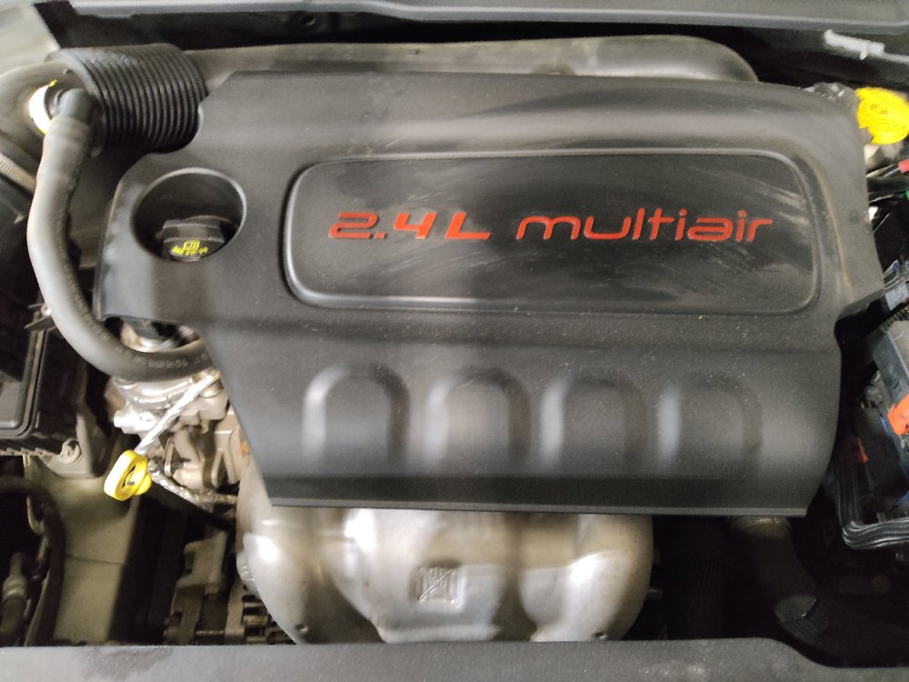 Used 2017 Jeep Compass Latitude FWD image 30