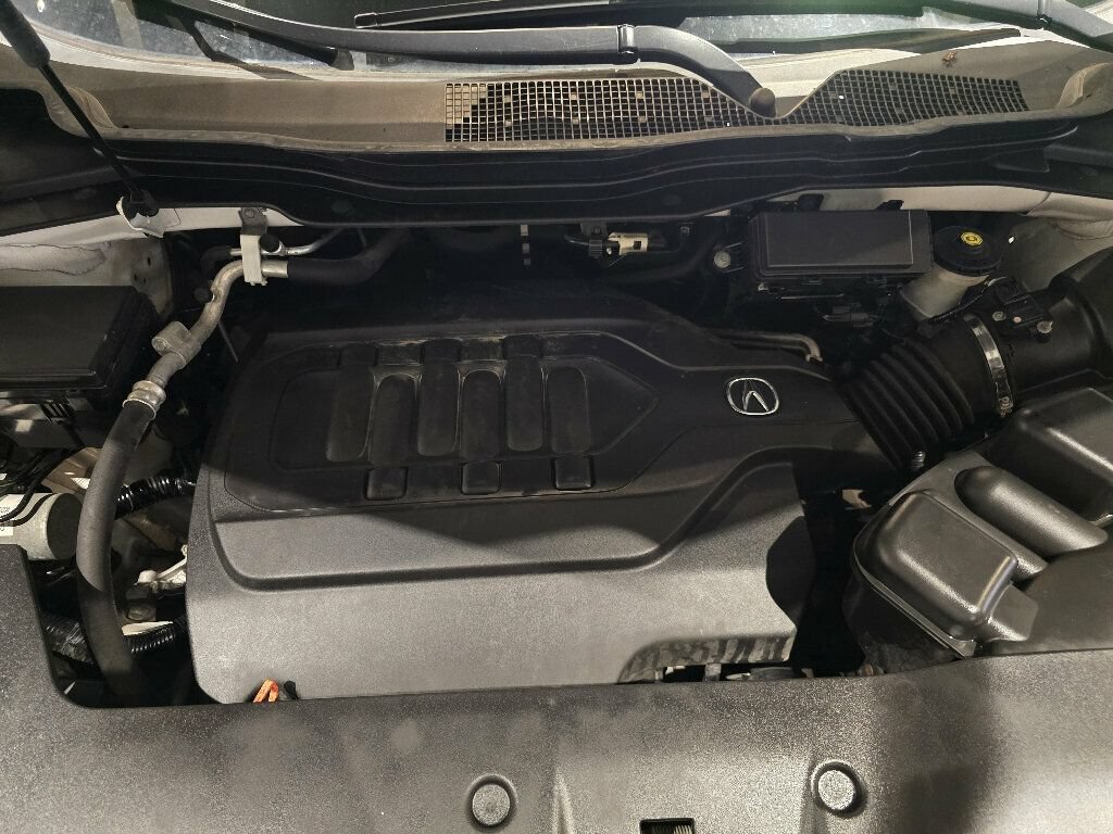 Used 2017 Acura MDX w/ Technology Package AWD/4WD image 40