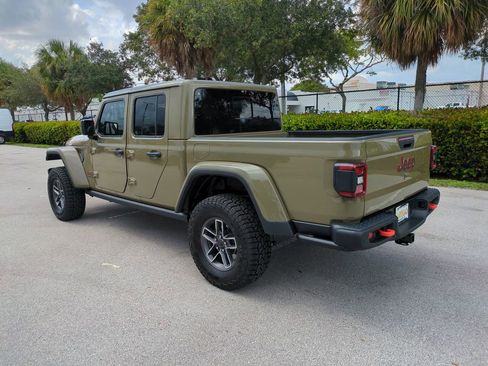 New 2025 Jeep Gladiator Mojave image 7