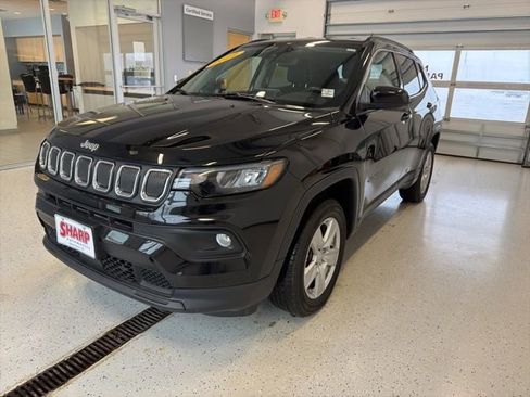 Used 2022 Jeep Compass Latitude w/ Convenience Group image 4