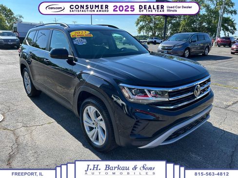 Used 2023 Volkswagen Atlas SE AWD/4WD image 1
