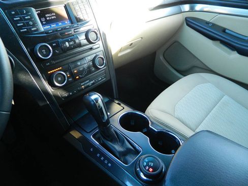 Used 2017 Ford Explorer 4WD image 21