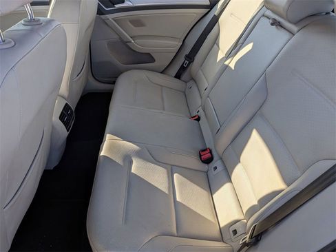 Used 2016 Volkswagen e-Golf SEL Premium image 24