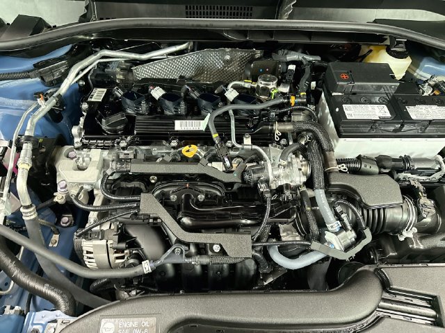 Used 2026 Toyota Corolla Cross XLE w/ Convenience Package FWD image 31