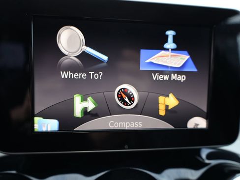 Used 2015 Mercedes-Benz C 300 Sedan image 34