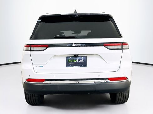 Used 2022 Jeep Grand Cherokee Limited 4xe w/ Luxury Tech Group II image 7