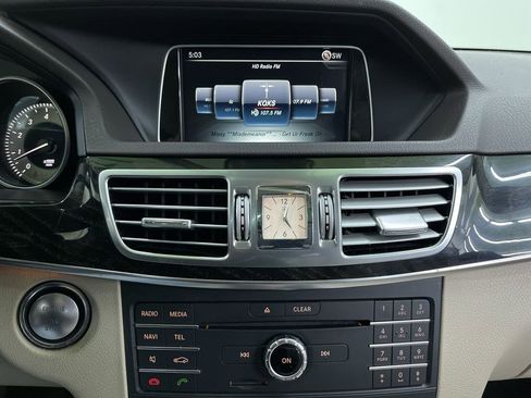 Used 2016 Mercedes-Benz E 350 4MATIC image 21