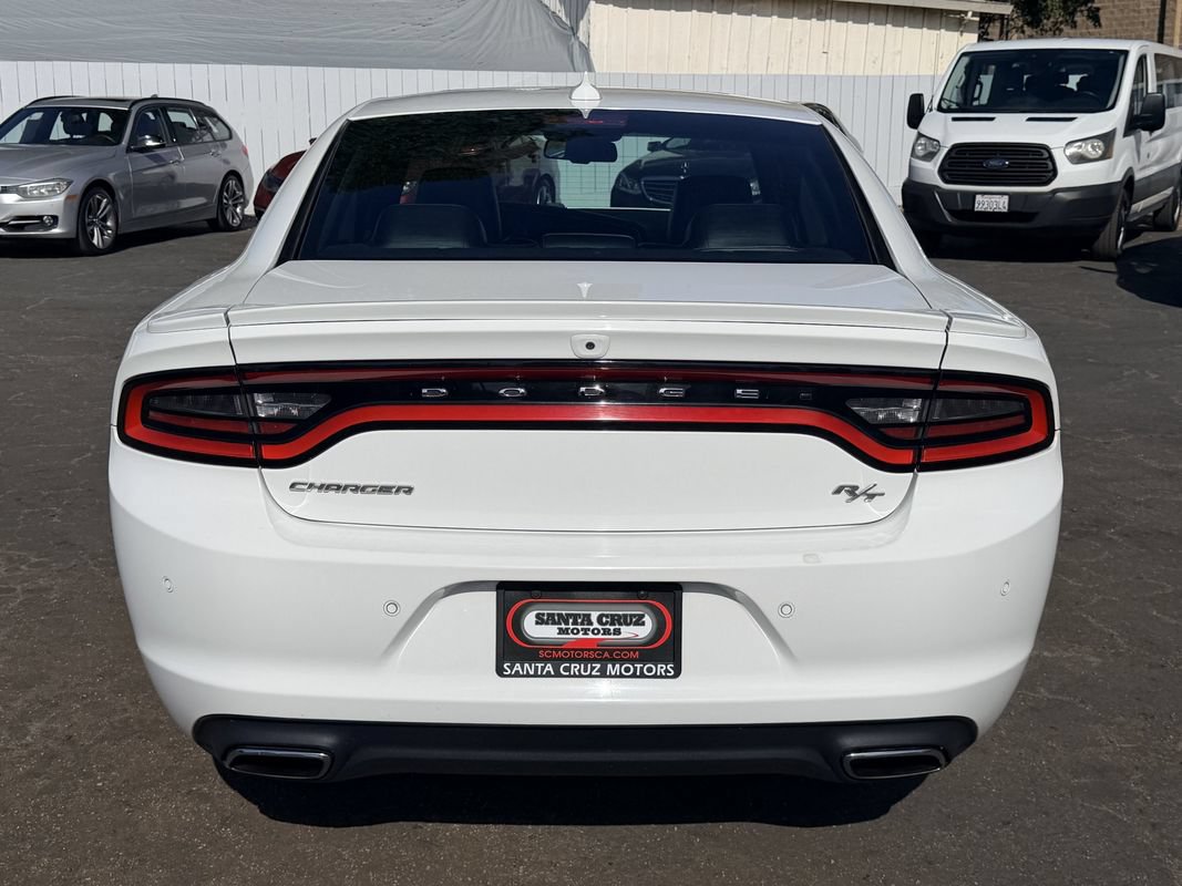 Used 2016 Dodge Charger R/T w/ Plus Group RWD image 5