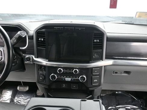 Used 2021 Ford F150 Lariat w/ Equipment Group 501A Mid image 19