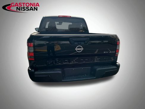 Used 2023 Nissan Frontier SV image 41