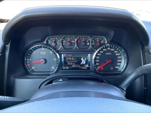 Used 2017 Chevrolet Tahoe Premier AWD/4WD image 18