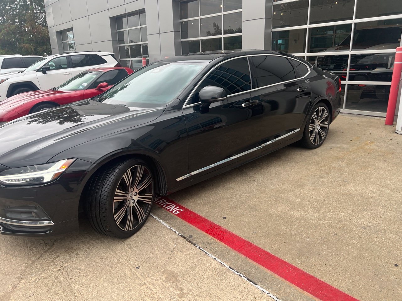 Used 2022 Volvo S90 B6 Inscription w/ Advanced Package AWD/4WD image 2