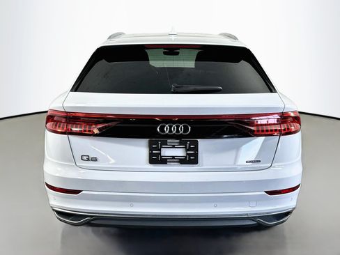Used 2023 Audi Q8 Premium Plus AWD/4WD image 6