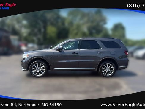 Used 2019 Dodge Durango SXT AWD/4WD image 2