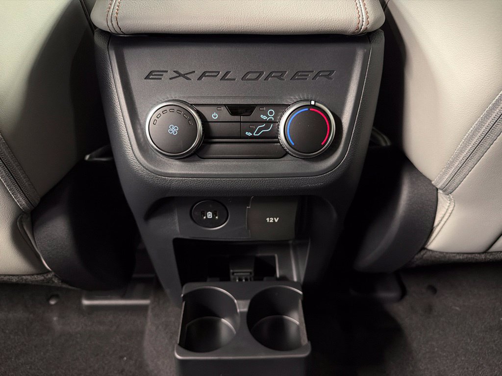 New 2027 Ford Explorer Active AWD/4WD image 33