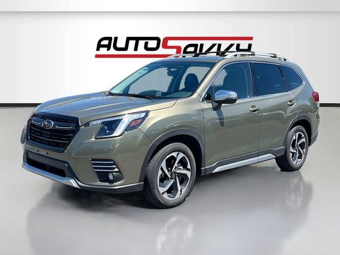 Used 2024 Subaru Forester Touring w/ Pop Package 2 AWD/4WD image 3
