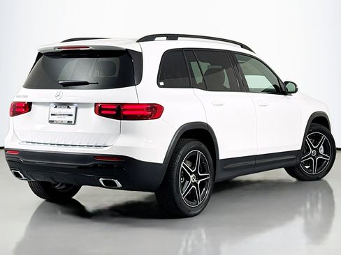 New 2026 Mercedes-Benz GLB 250 image 12