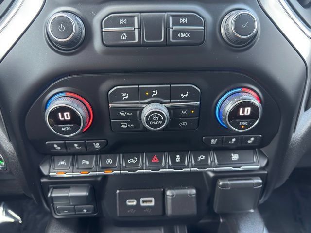 Used 2020 Chevrolet Silverado 1500 LTZ w/ LTZ Plus Package AWD/4WD image 19