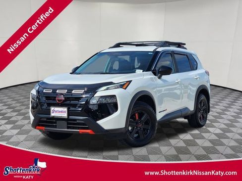 Certified 2025 Nissan Rogue SV AWD/4WD image 1