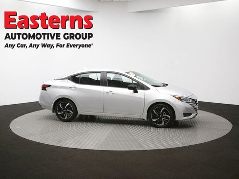 Used 2025 Nissan Versa SR w/ Trunk Package image 45