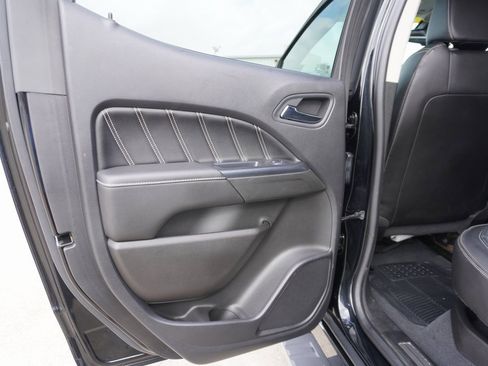 Used 2021 GMC Canyon Denali image 20