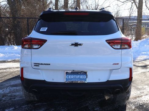 Certified 2023 Chevrolet TrailBlazer RS w/ Sun and Liftgate Package image 9