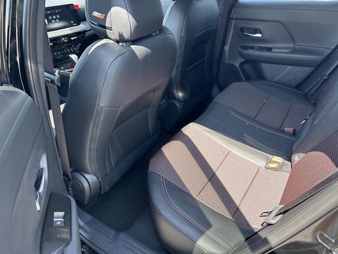New 2026 Nissan Kicks SR w/ SR Premium Package FWD image 18