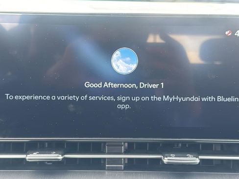 Certified 2026 Hyundai Kona SE image 24