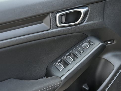Used 2024 Honda Civic Sport image 15