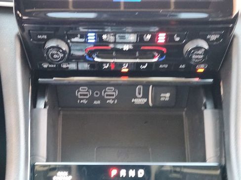 Certified 2023 Jeep Grand Cherokee 4WD 4xe w/ Luxury Tech Group II image 20