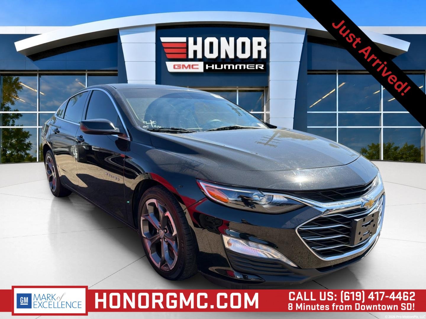 Used 2022 Chevrolet Malibu LT FWD image 1
