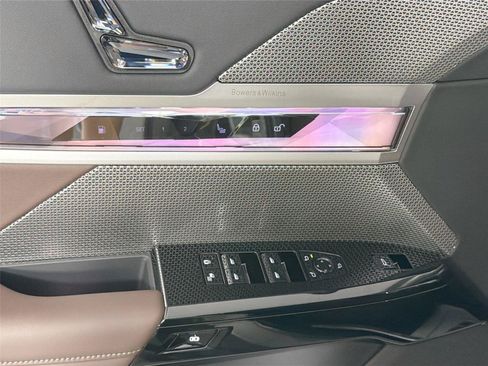 New 2026 BMW 750e xDrive AWD/4WD image 16
