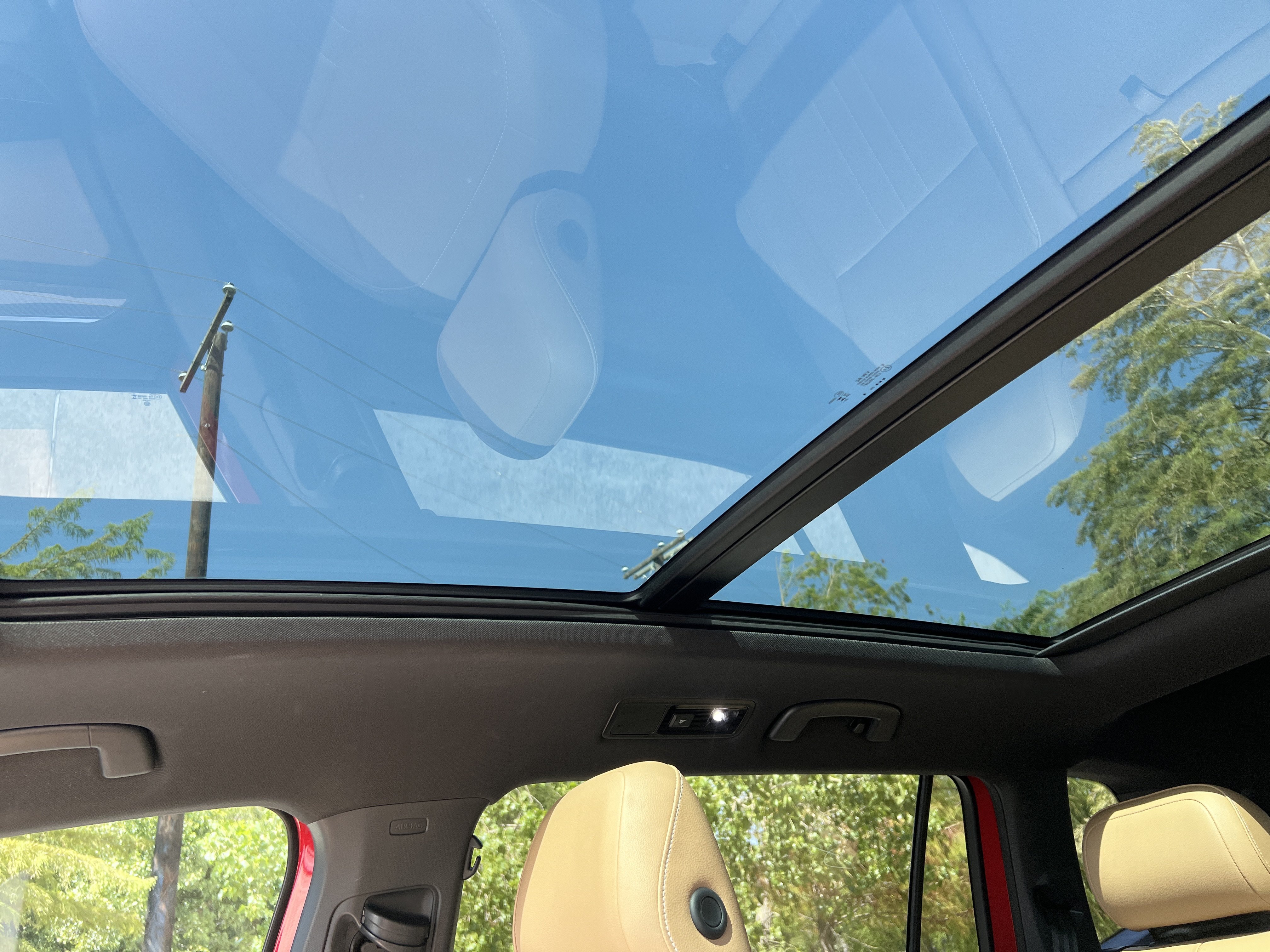 Certified 2024 Volkswagen Tiguan SE R-Line FWD image 24