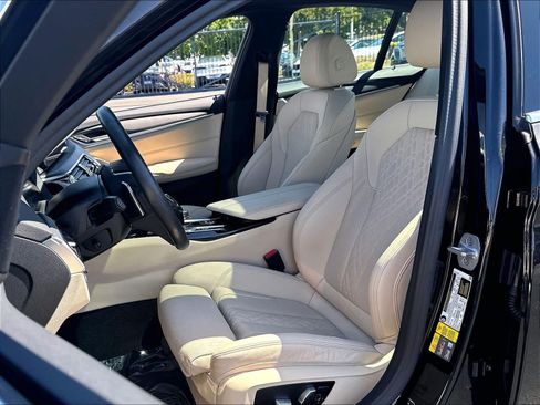 Used 2023 BMW 530e w/ Convenience Package RWD image 24