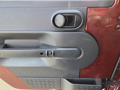 Used 2007 Jeep Wrangler Unlimited Rubicon w/ PWR Convenience Group image 14