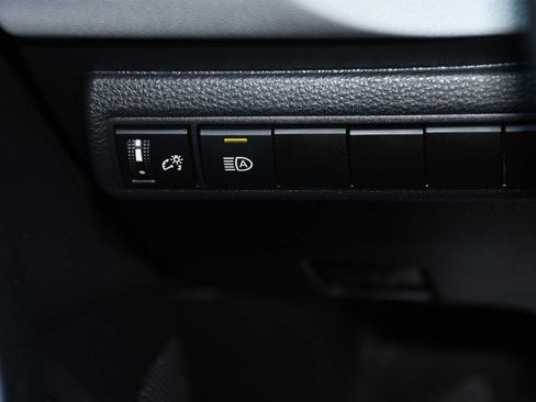Used 2021 Toyota Corolla SE w/ Carpet Mat Package (TMS) FWD image 27
